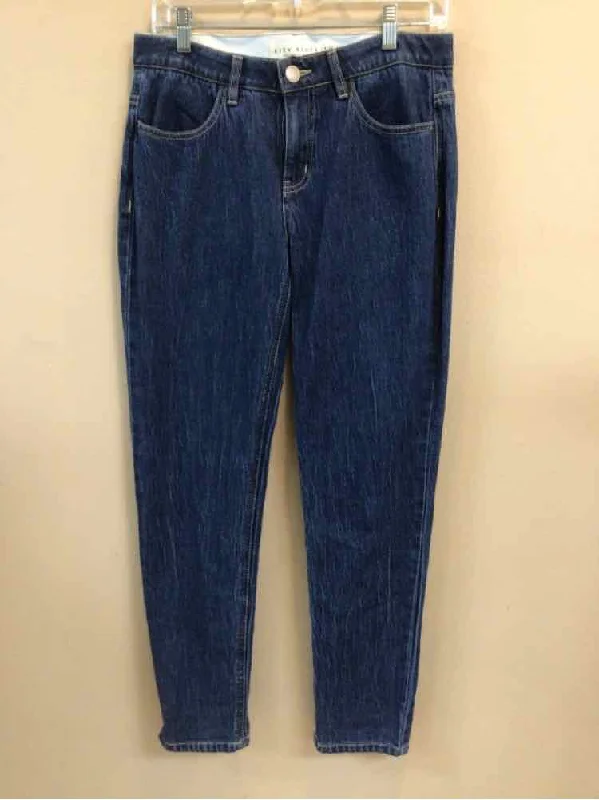 CITY BLUES SIZE 4 Ladies JEANS