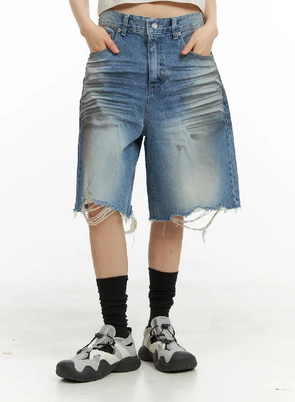 Destroyed Hem Bermuda Jorts CY414