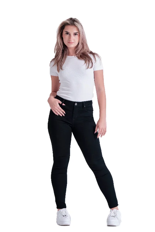 Butter Mid-Rise Skinny in Black *New Fit*