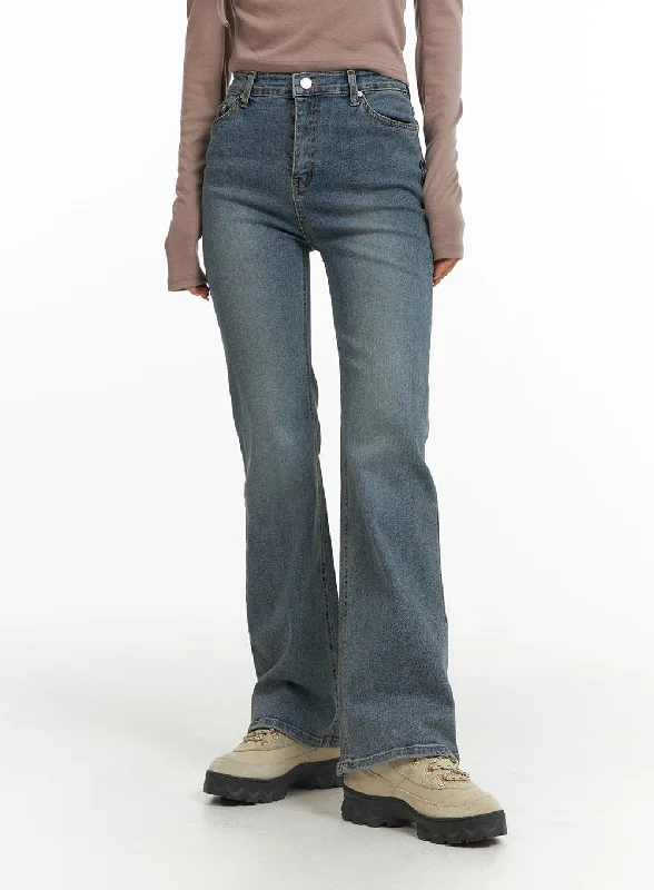 Slim Fit Bootcut Jeans CJ426