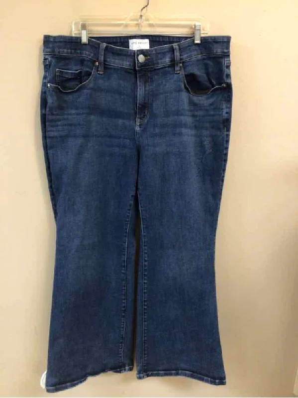 LANE BRYANT SIZE 20 Ladies JEANS